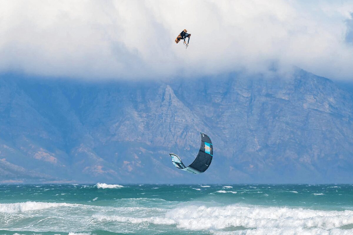 F2 - AIRUSH KITEBOARDING BY INNOVATORS FOR INNOVATORS