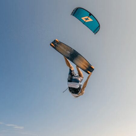 f1 1 450x450 - Nobile Kiteboarding: Kite the Horizon